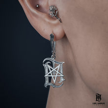 Load image into Gallery viewer, Lord Ahriman pentagram earrings in 925 silver – gothic and handcrafted