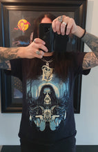 Carregar imagem no visualizador da galeria, In the Sign of the Horns t-shirt with occult artwork